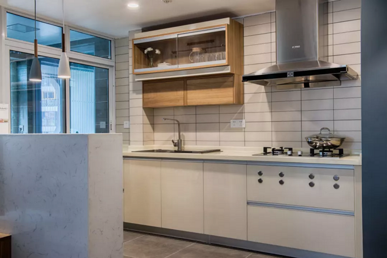  煙臺室內裝修案例：教你如何打造超能裝的小戶型。