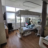 骨髓移植倉(cāng)(單人無菌室)徐州潔森垂直型醫(yī)用空氣隔離裝置